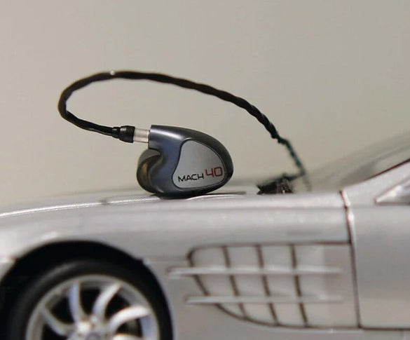 Použití in-ear monitorů mimo hudební průmysl